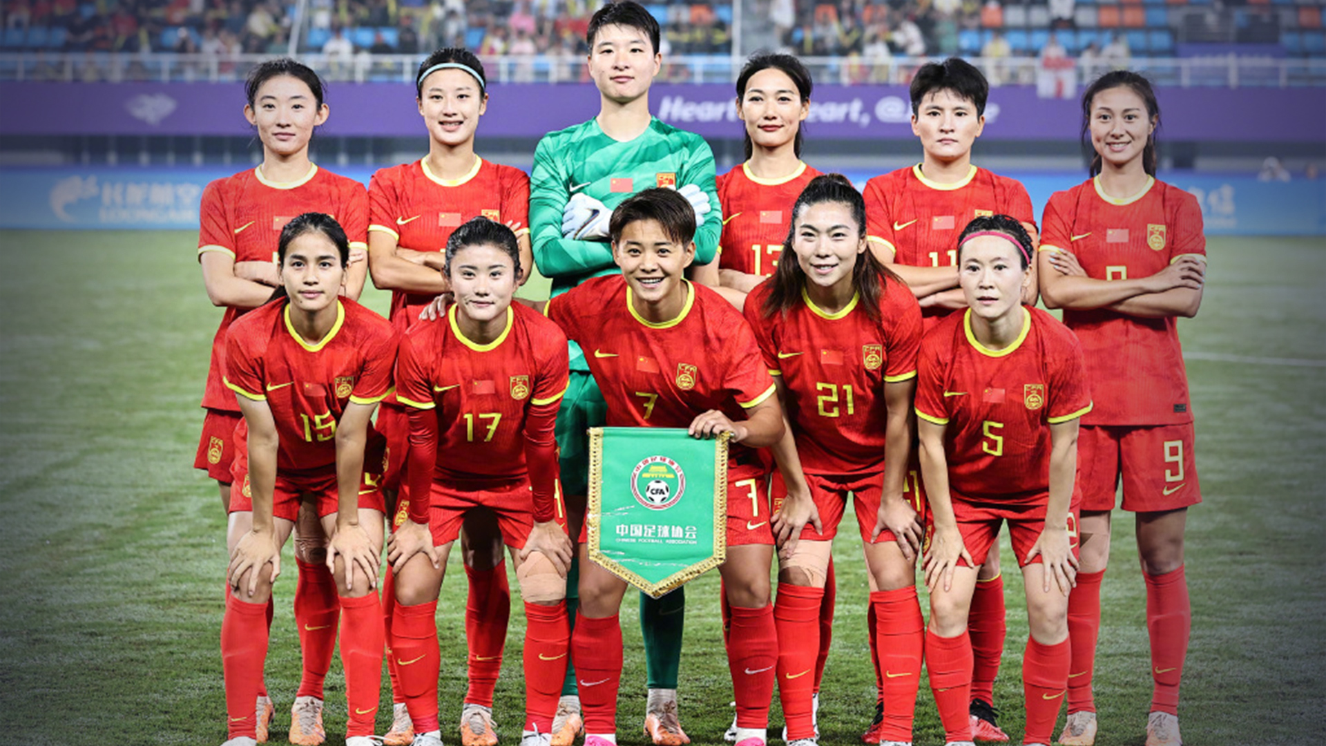 九游官方平台-蒙古女足在比赛中表现引发球迷狂热