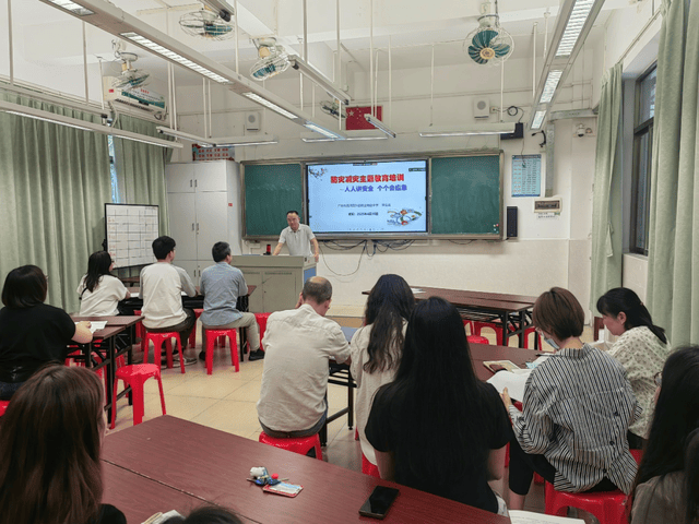 关于广州恒大：战术调整成效显著筑牢防线的信息